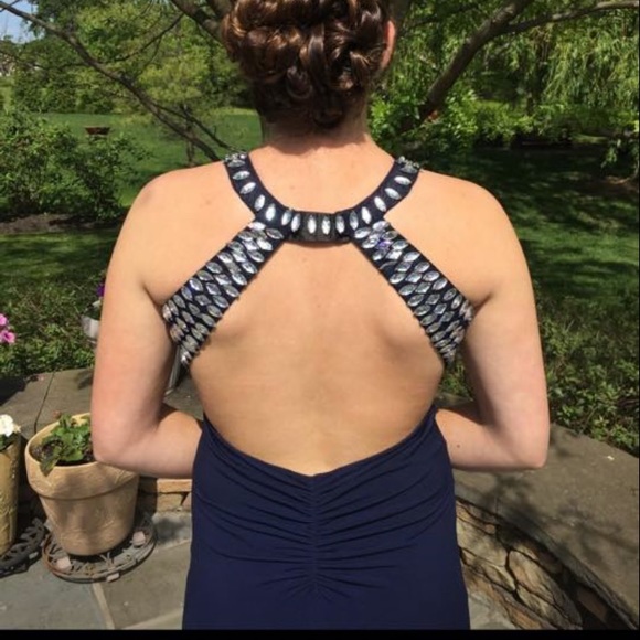 Prom dresses - Picture 2 of 2